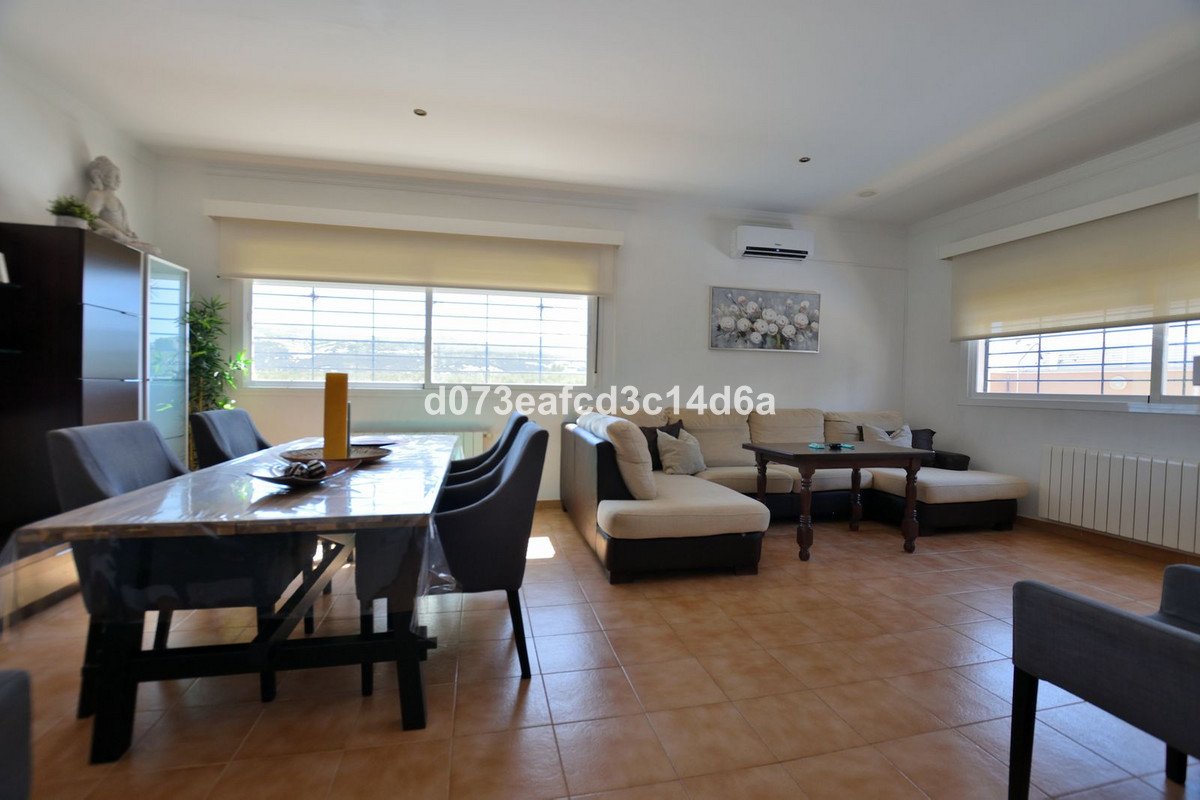 6 Bed Detached Villa in Ronda