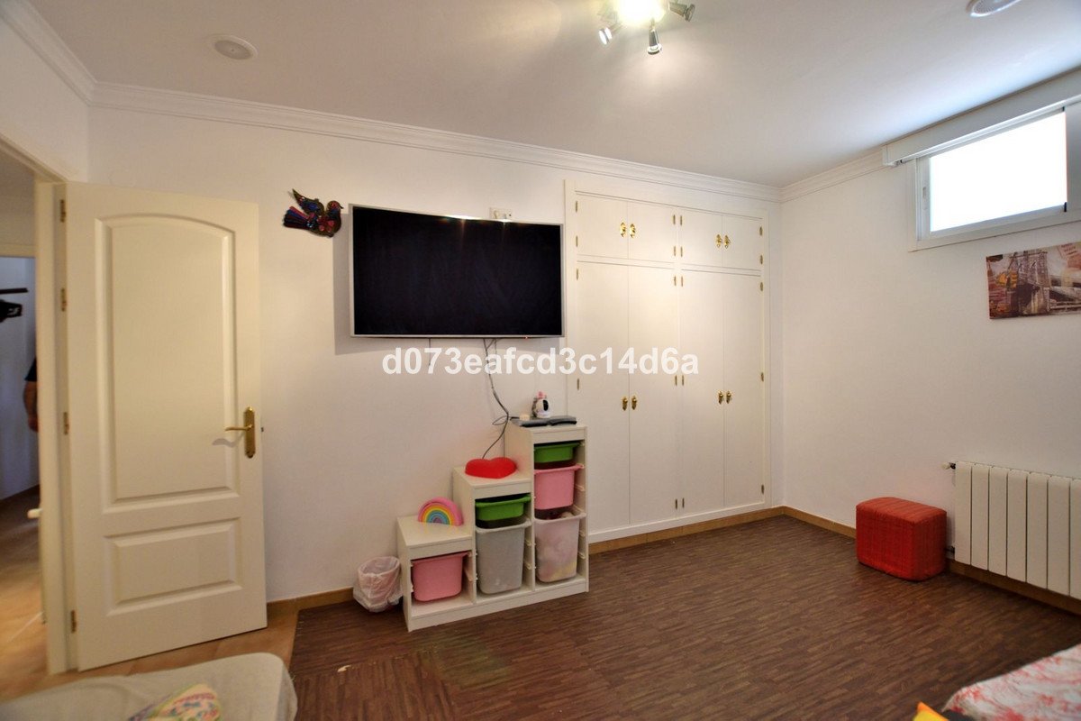 6 Bed Detached Villa in Ronda