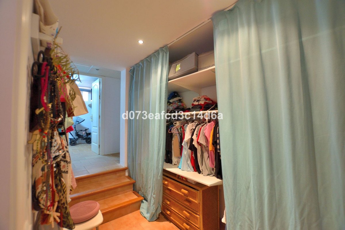 6 Bed Detached Villa in Ronda