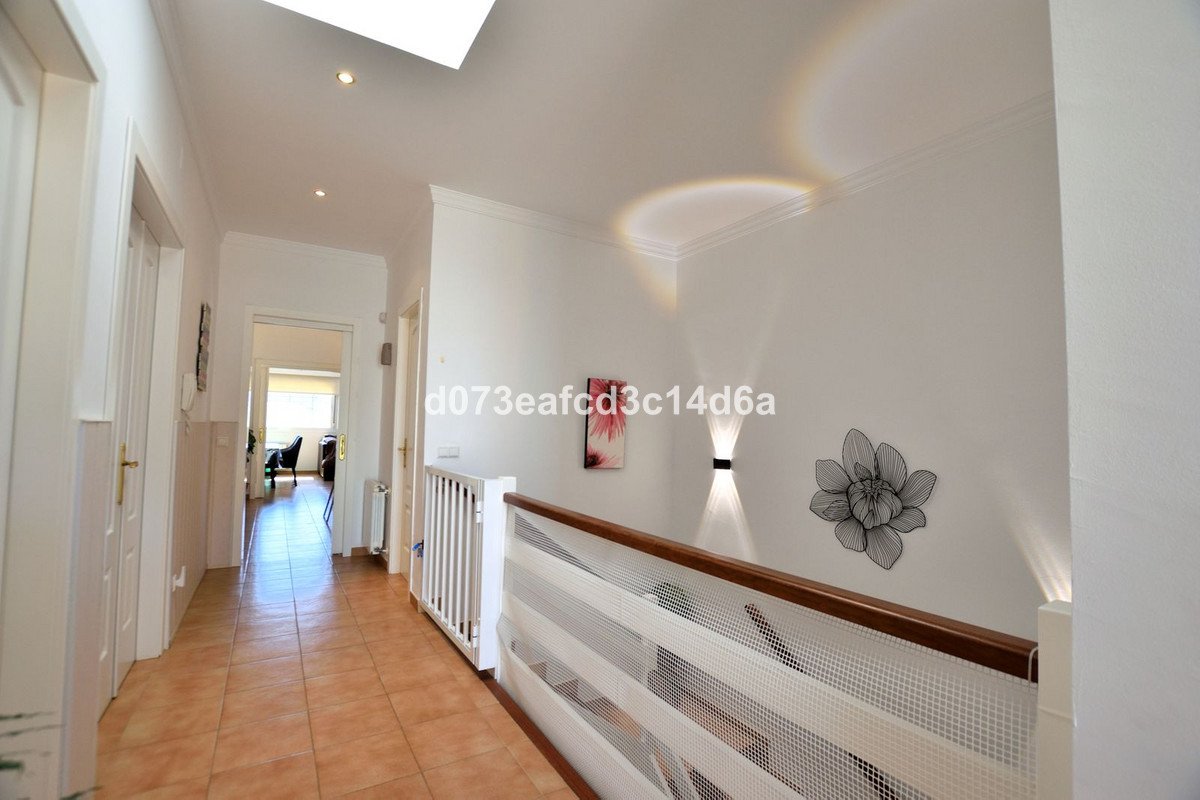 6 Bed Detached Villa in Ronda
