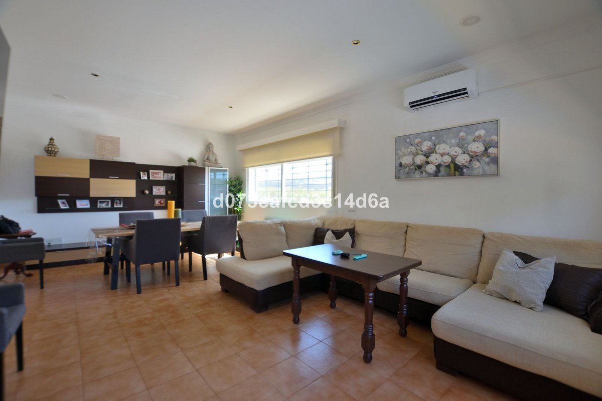 6 Bed Detached Villa in Ronda