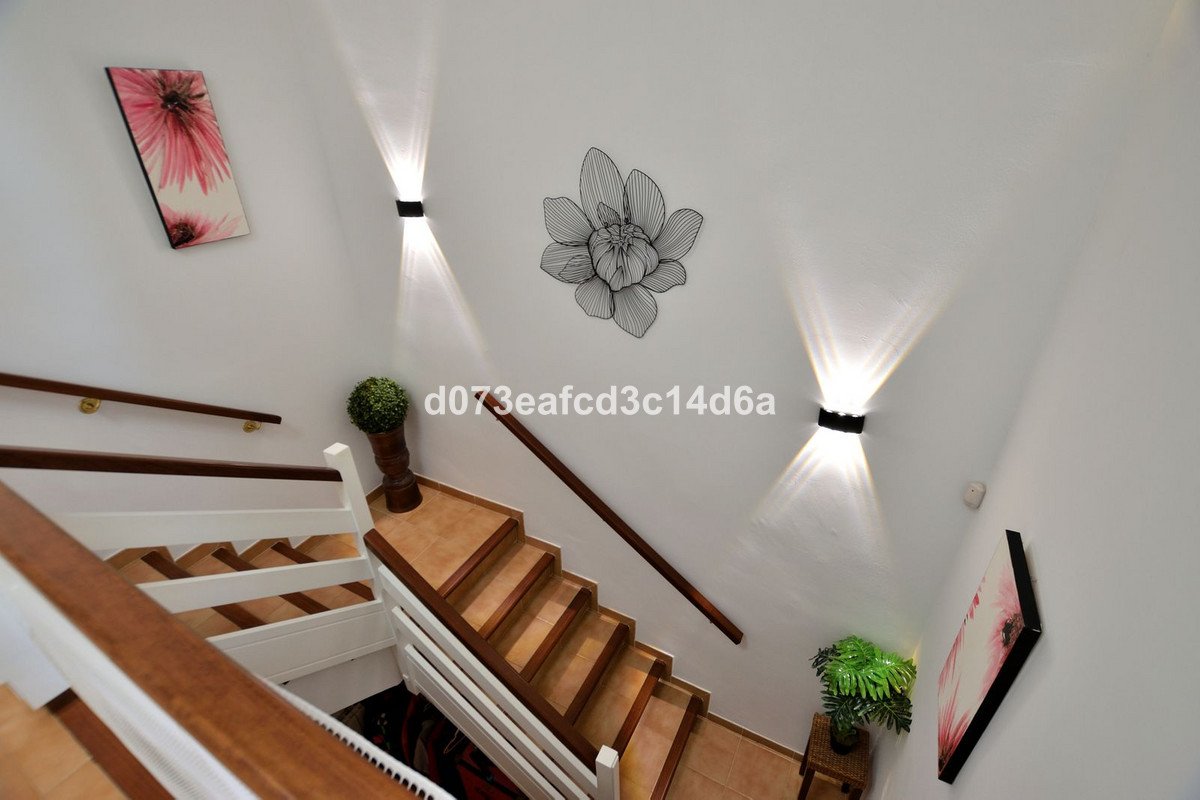 6 Bed Detached Villa in Ronda