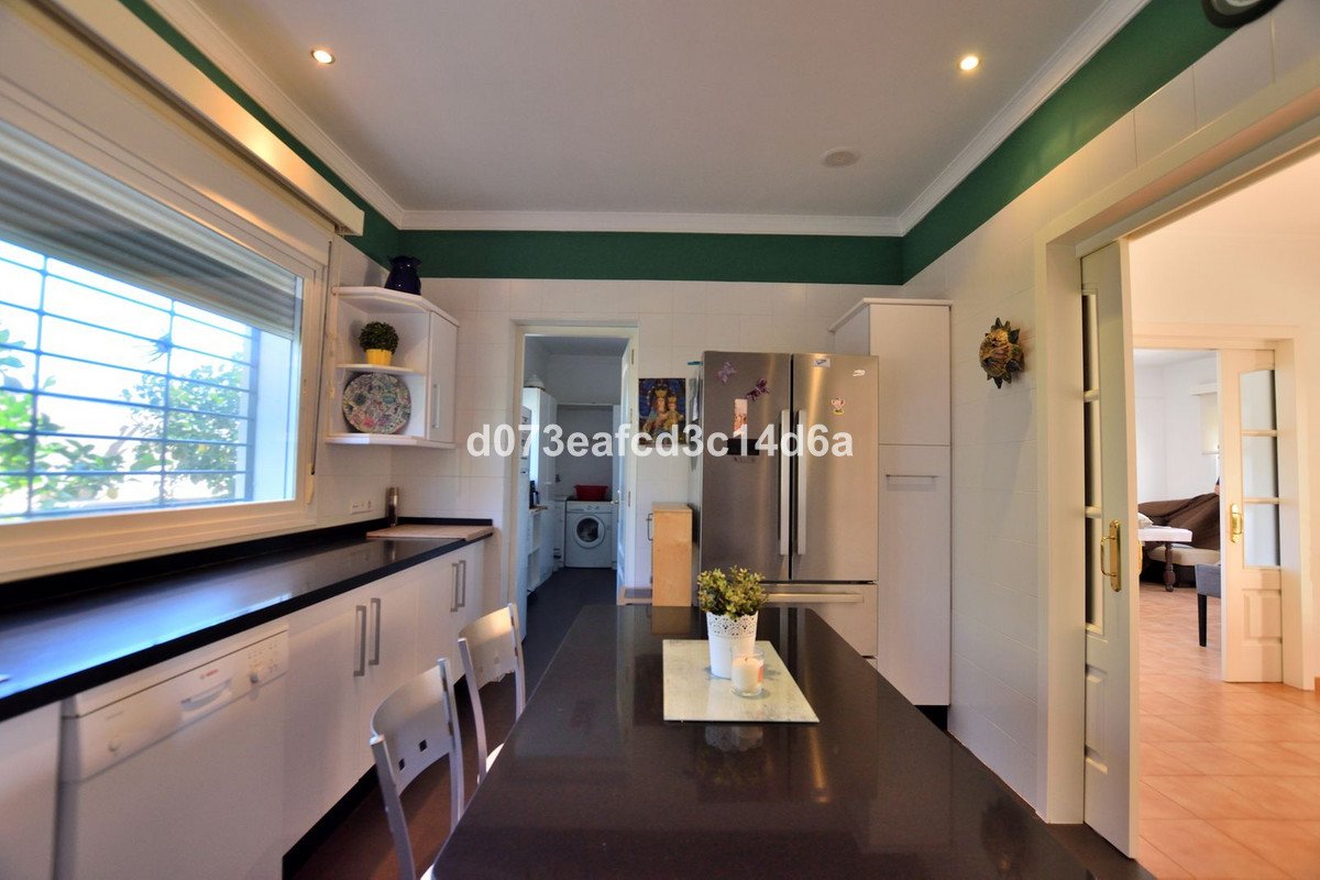 6 Bed Detached Villa in Ronda