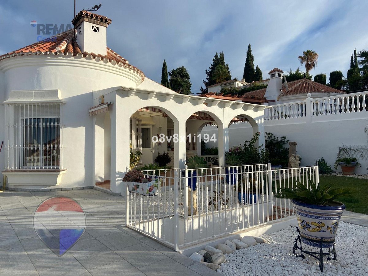 3 Bed Detached Villa in Benajarafe