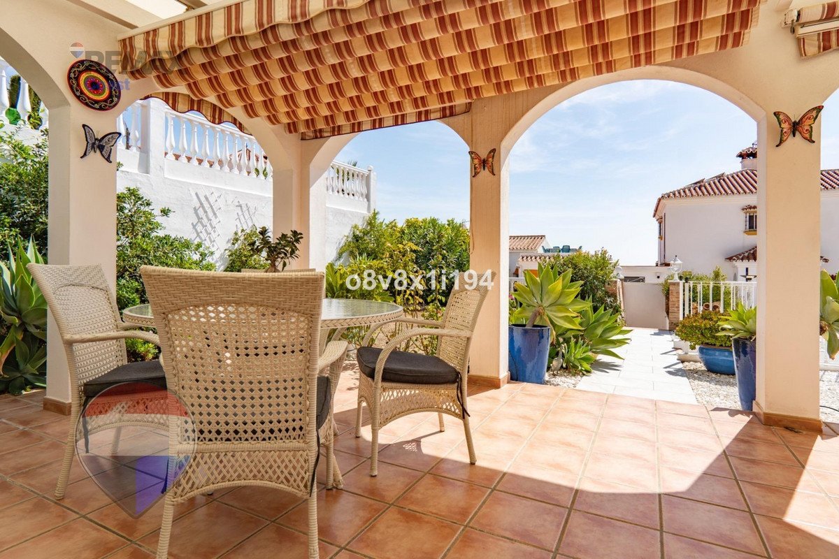 3 Bed Detached Villa in Benajarafe