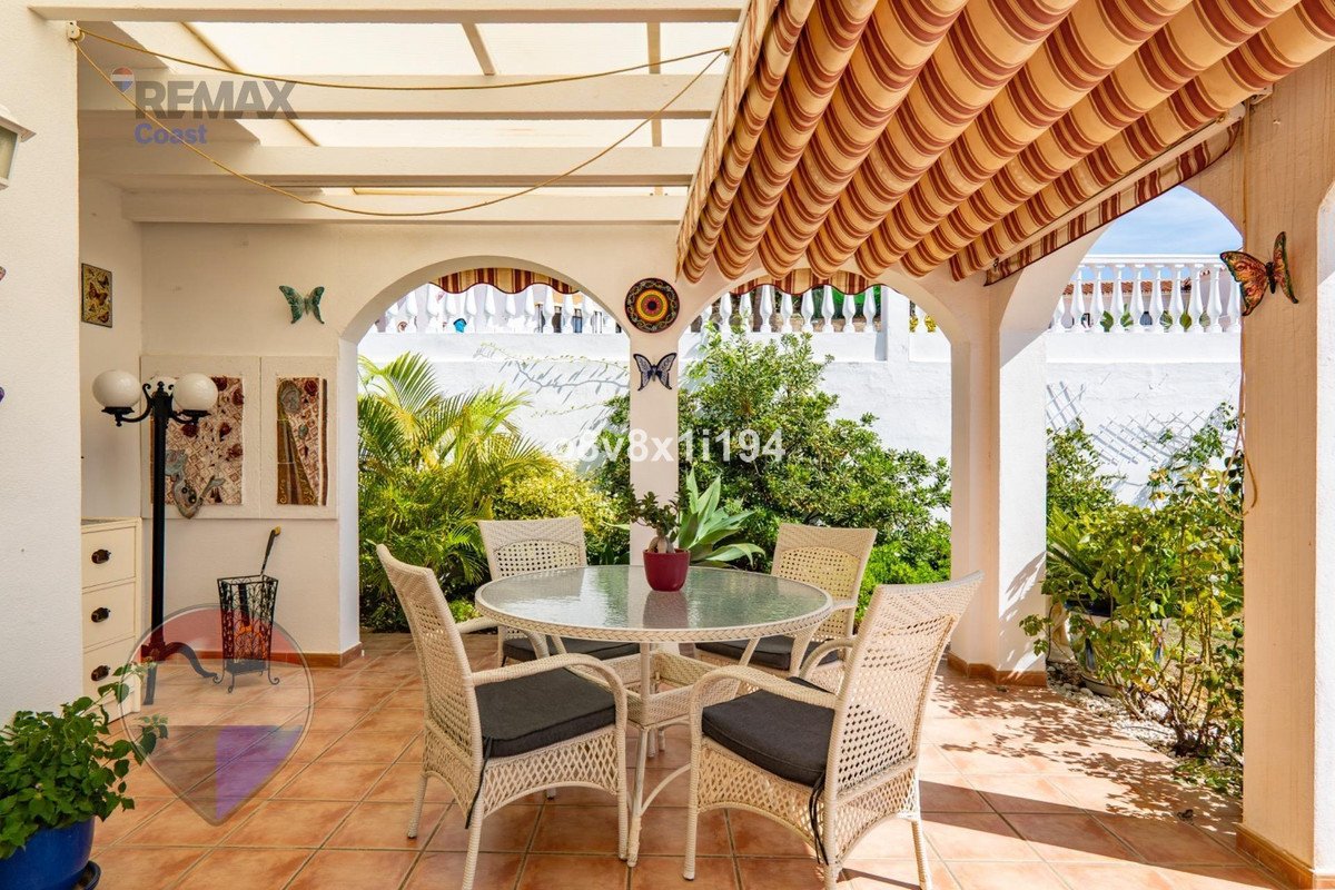 3 Bed Detached Villa in Benajarafe