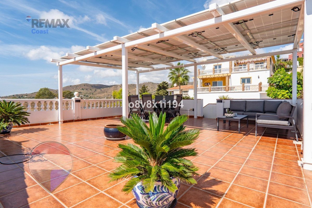 3 Bed Detached Villa in Benajarafe