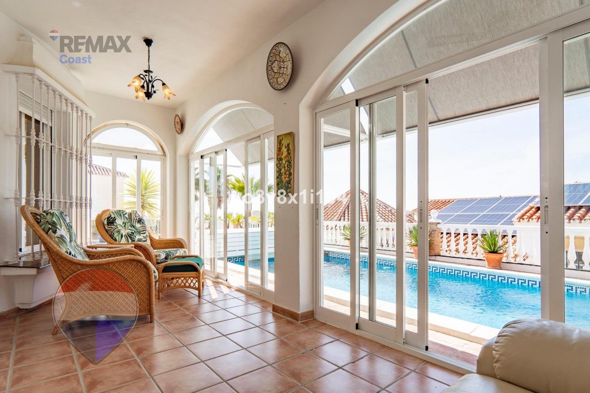 3 Bed Detached Villa in Benajarafe