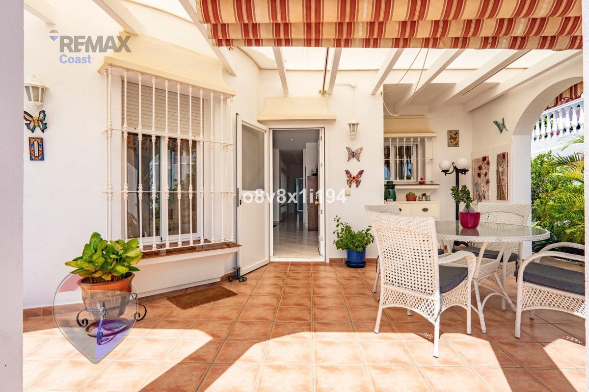 3 Bed Detached Villa in Benajarafe