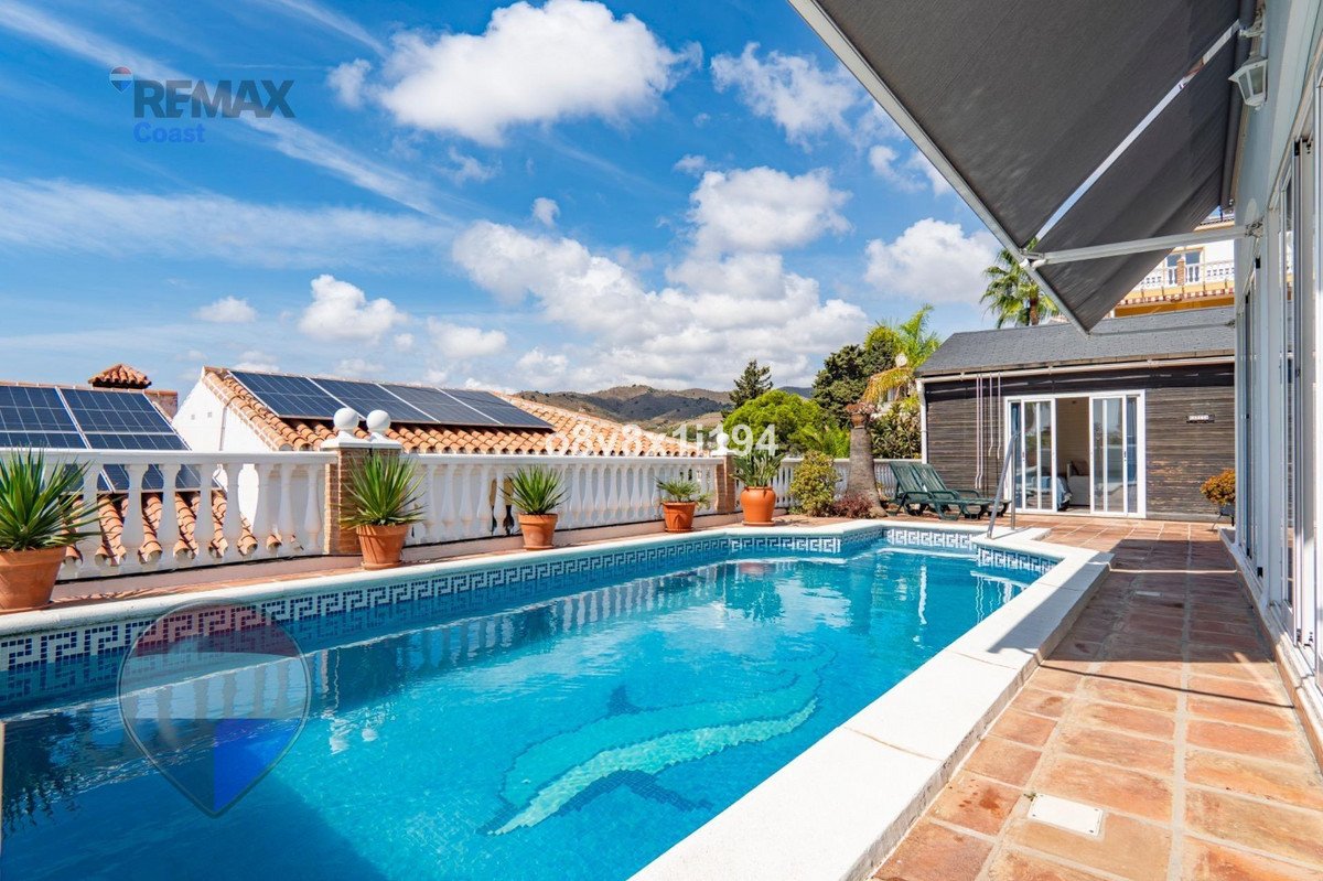 3 Bed Detached Villa in Benajarafe