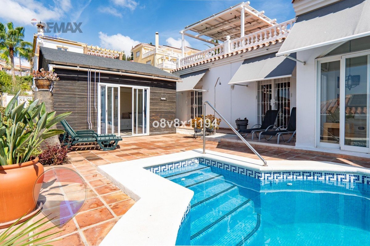 3 Bed Detached Villa in Benajarafe