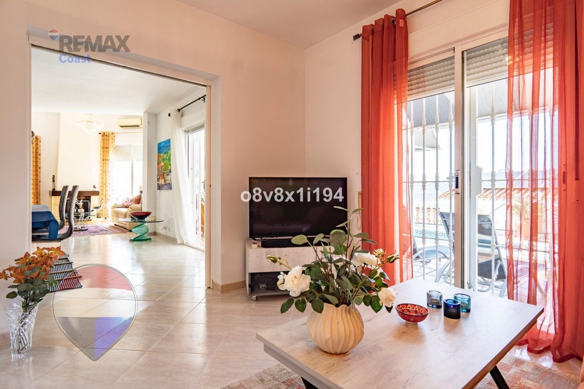 3 Bed Detached Villa in Benajarafe