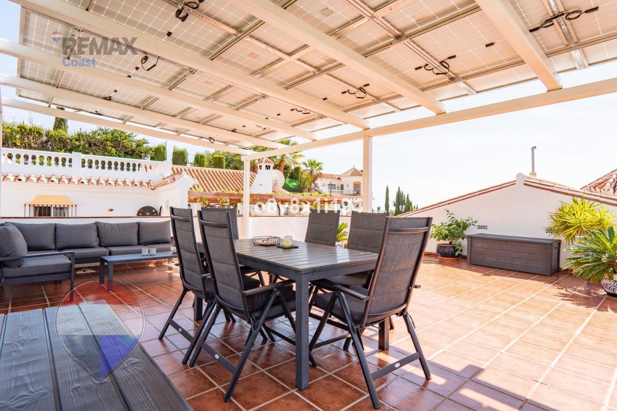 3 Bed Detached Villa in Benajarafe