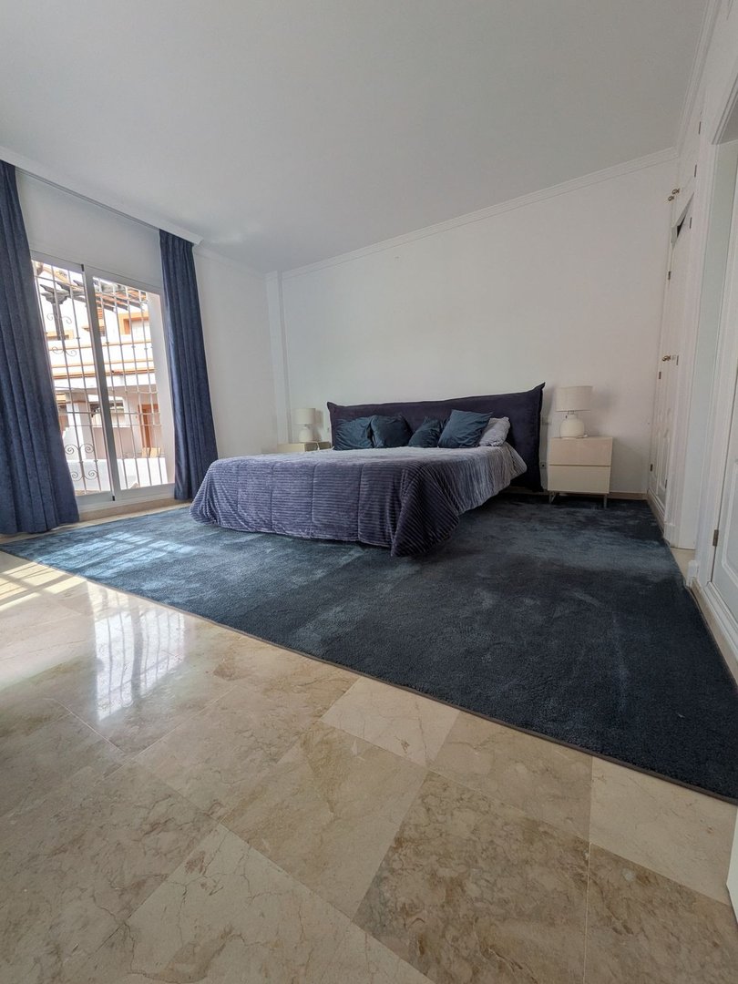 2 Bed Townhouse in Nueva Andalucía