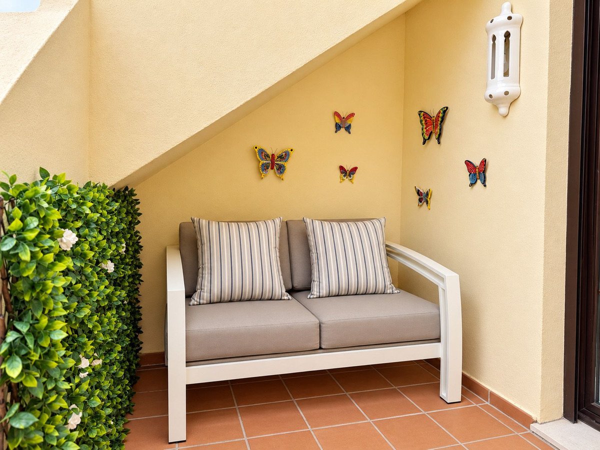 3 Bed Penthouse Duplex in Los Arqueros
