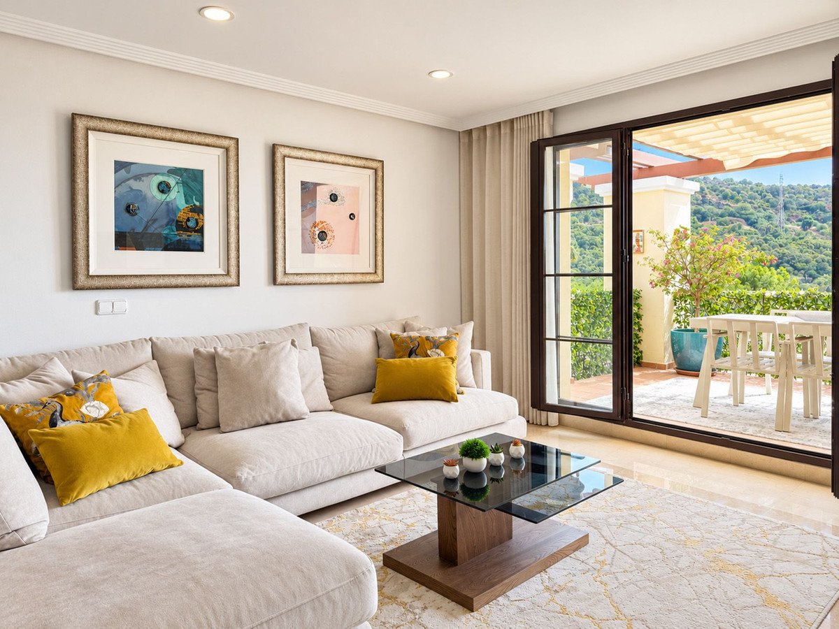 3 Bed Penthouse Duplex in Los Arqueros