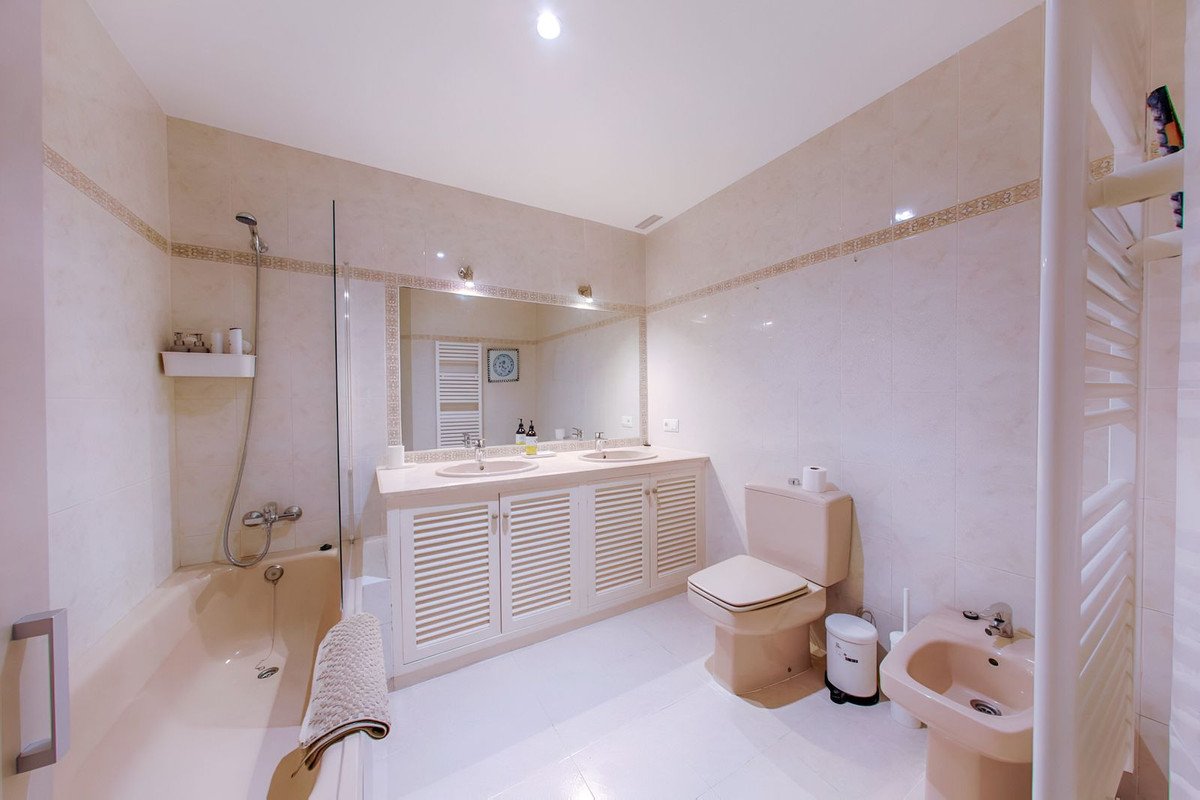 3 Bed Penthouse Duplex in Marbella