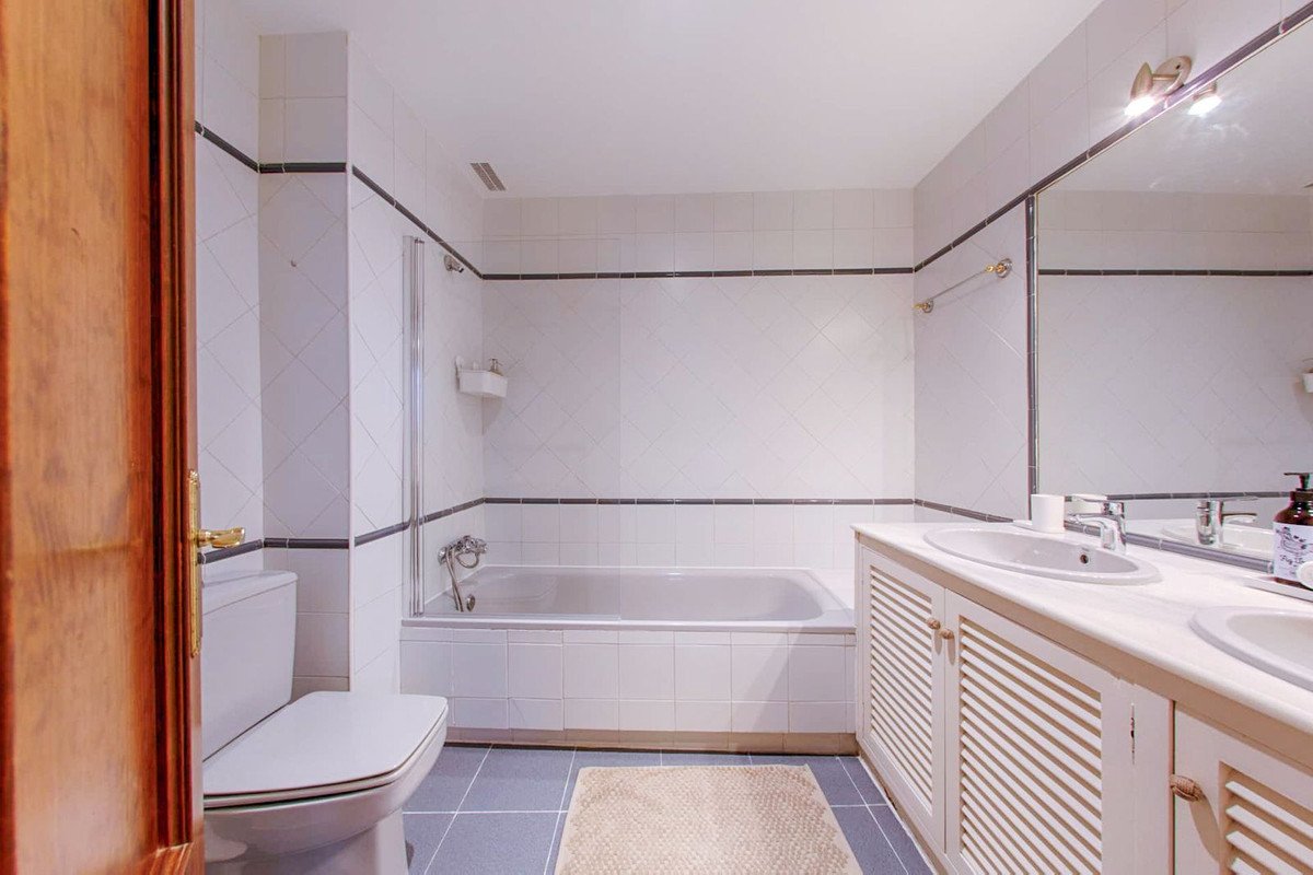 3 Bed Penthouse Duplex in Marbella