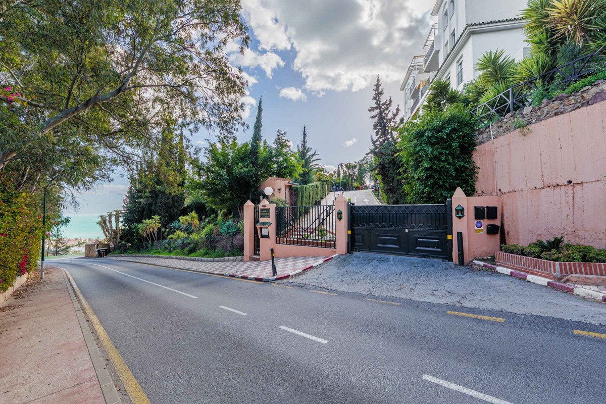 4 Bed Penthouse Duplex in Málaga Este