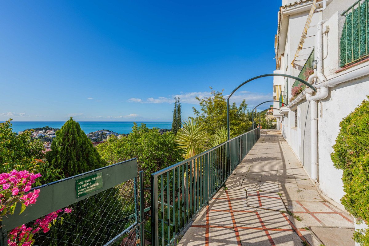 4 Bed Penthouse Duplex in Málaga Este