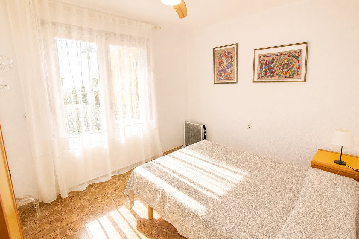 5 Bed Detached Villa in La Zenia