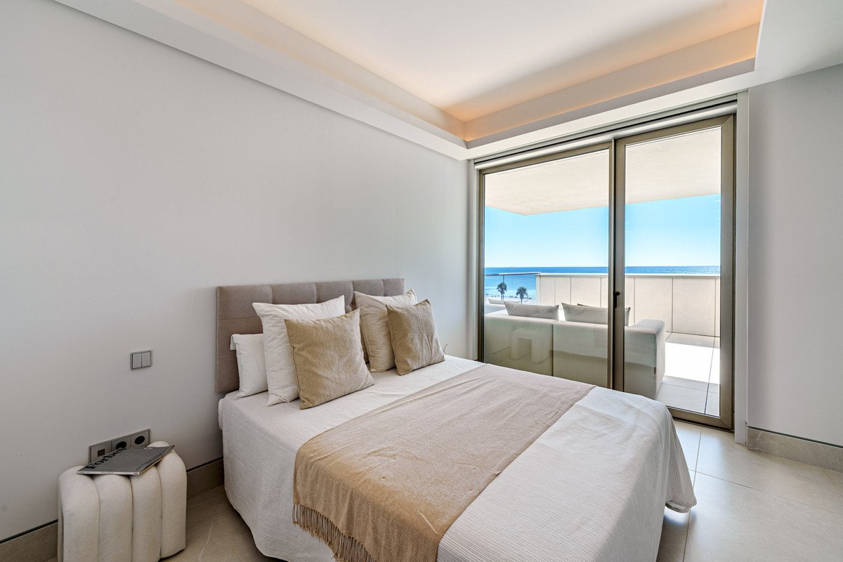 2 Bed Middle Floor Apartment in Pacífico