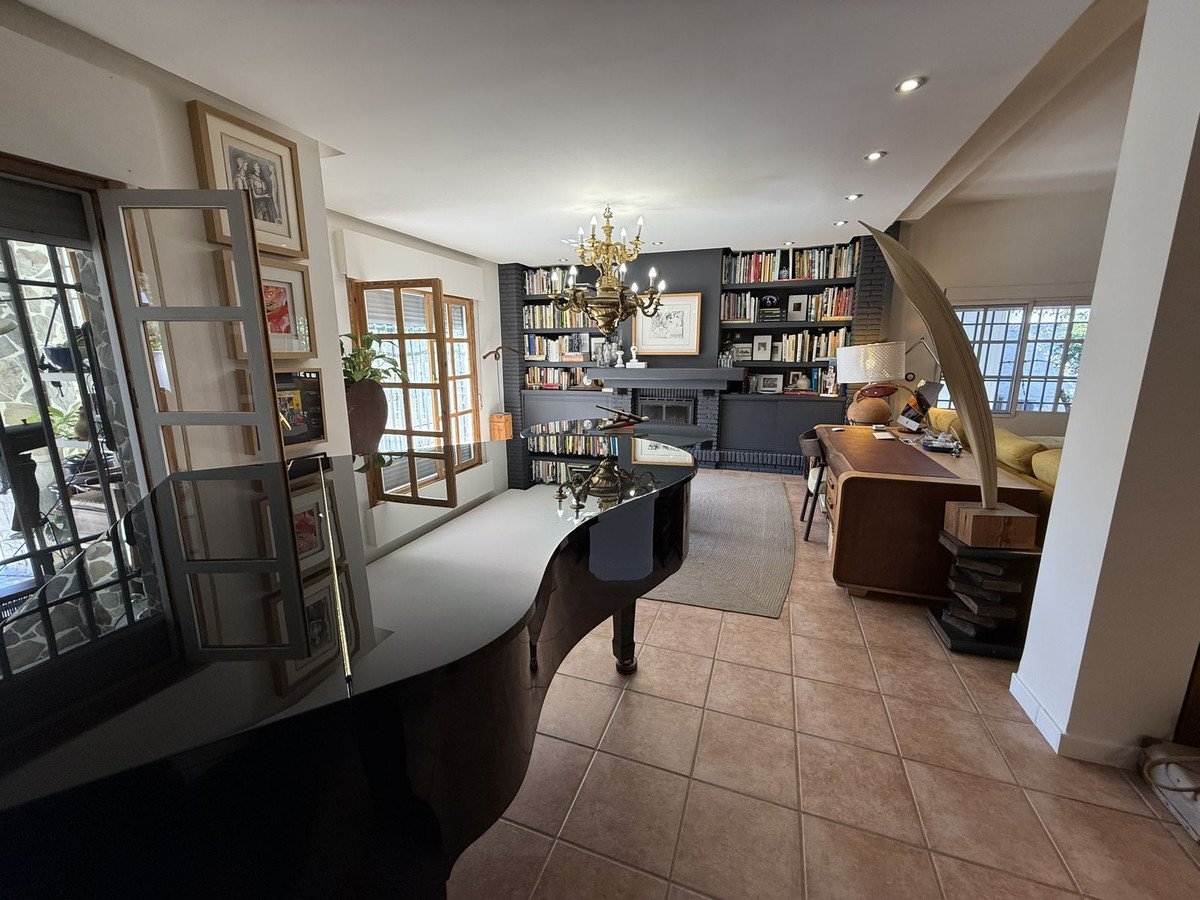 3 Bed Detached Villa in Torremolinos