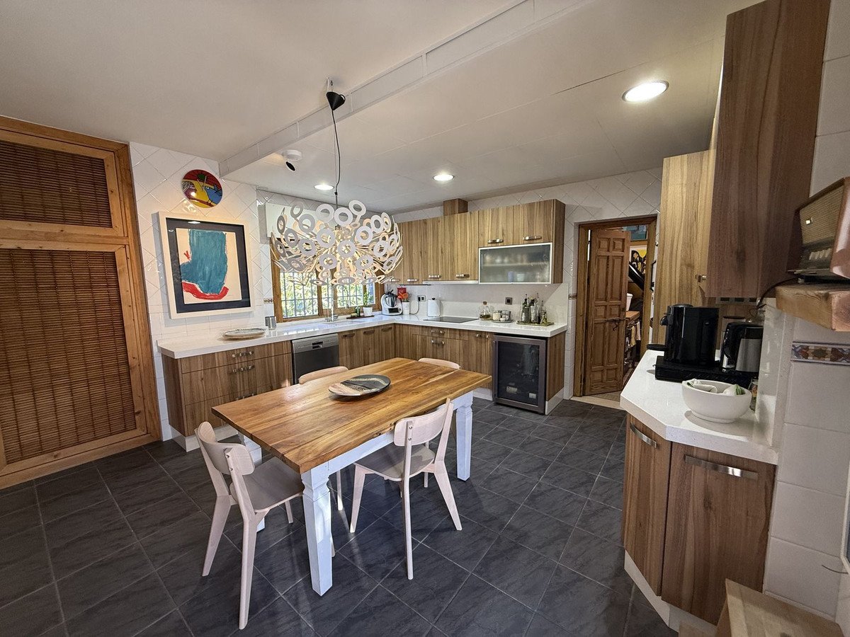 3 Bed Detached Villa in Torremolinos