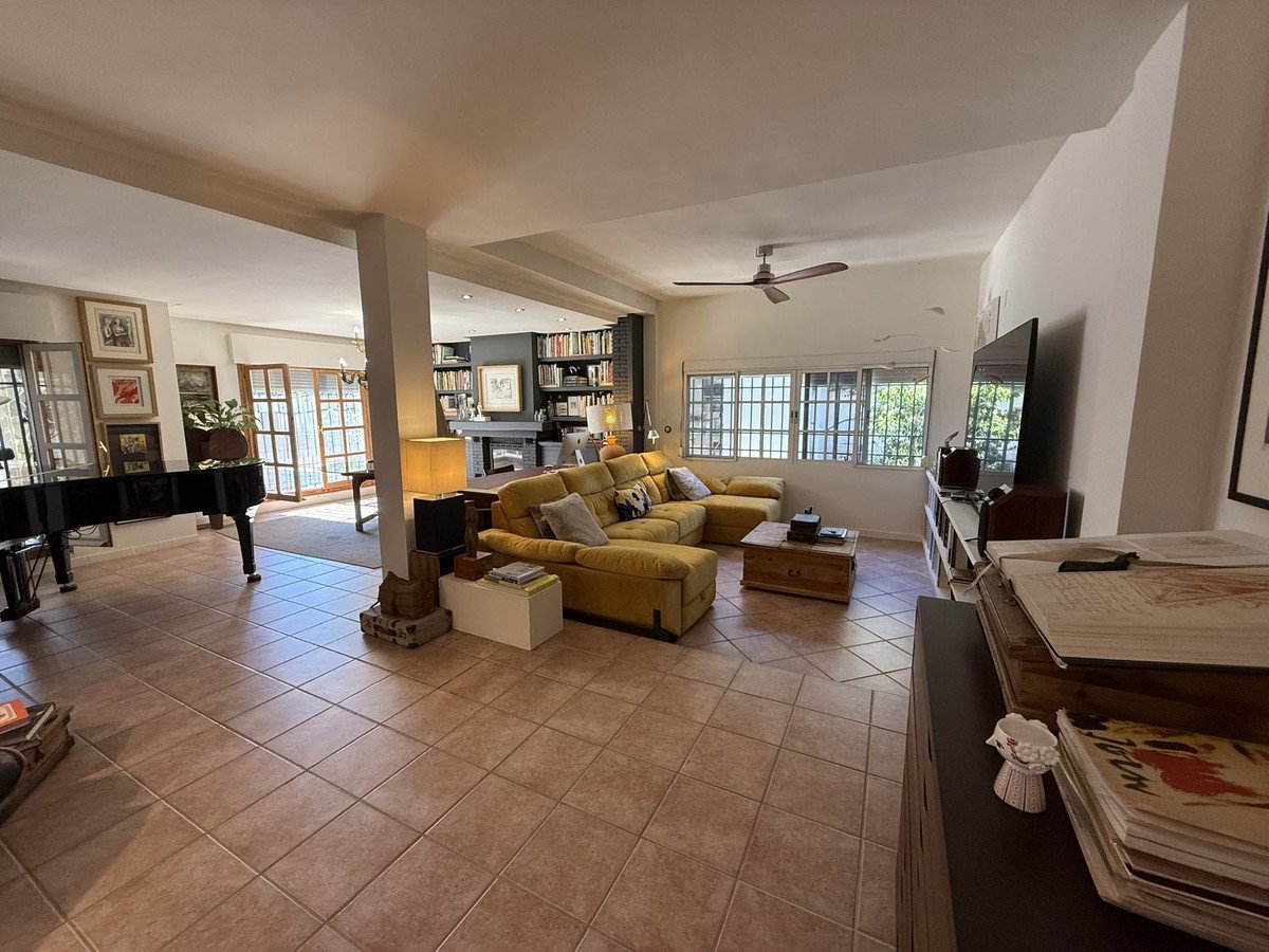 3 Bed Detached Villa in Torremolinos