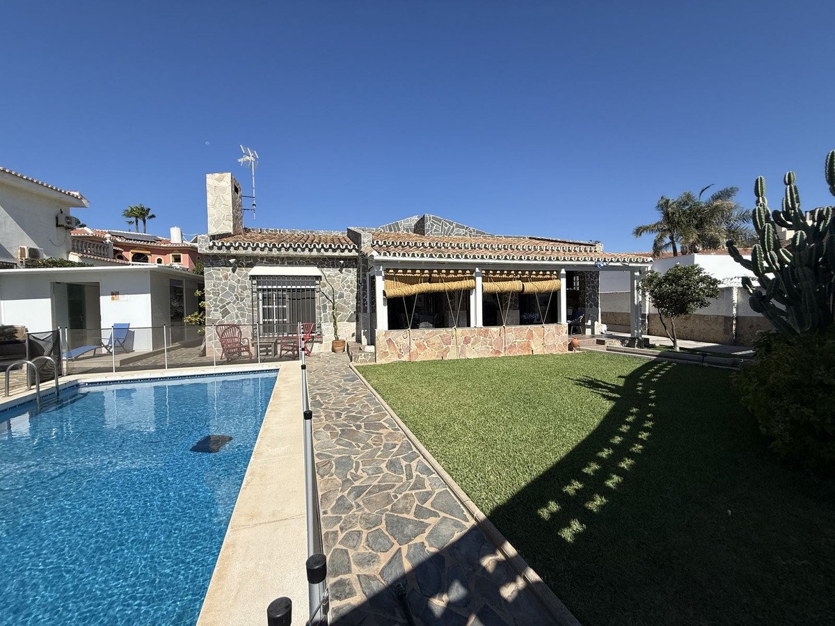 3 Bed Detached Villa in Torremolinos