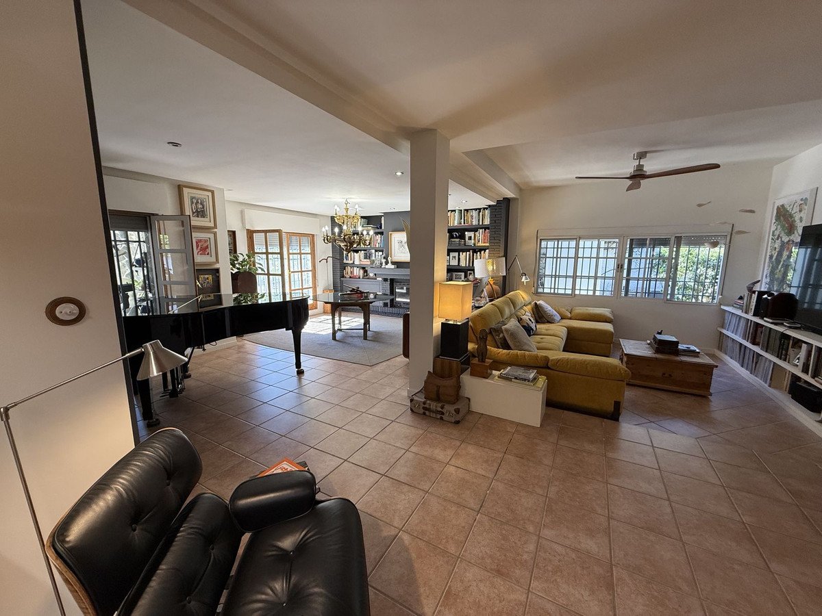 3 Bed Detached Villa in Torremolinos