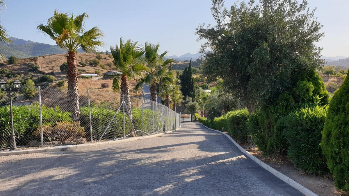 2 Bed Finca - Cortijo in Coín