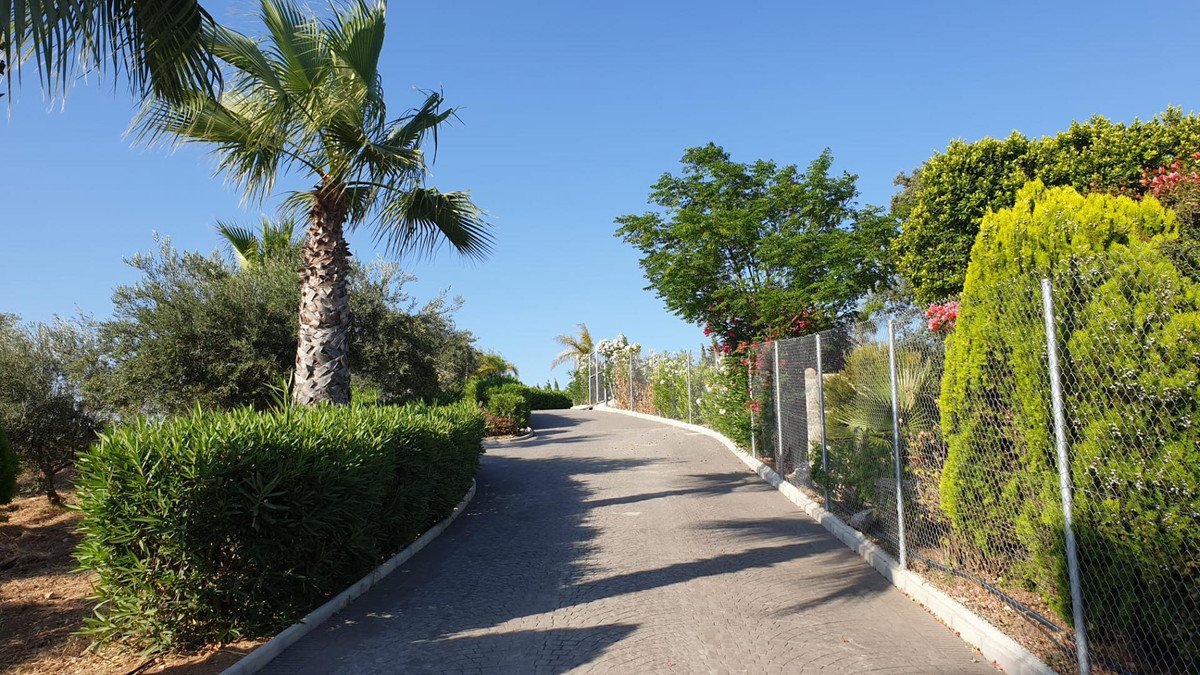 2 Bed Finca - Cortijo in Coín