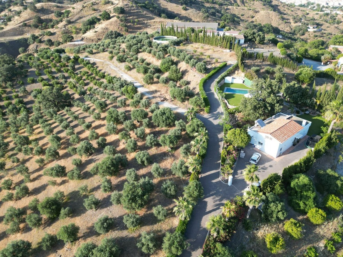 2 Bed Finca - Cortijo in Coín