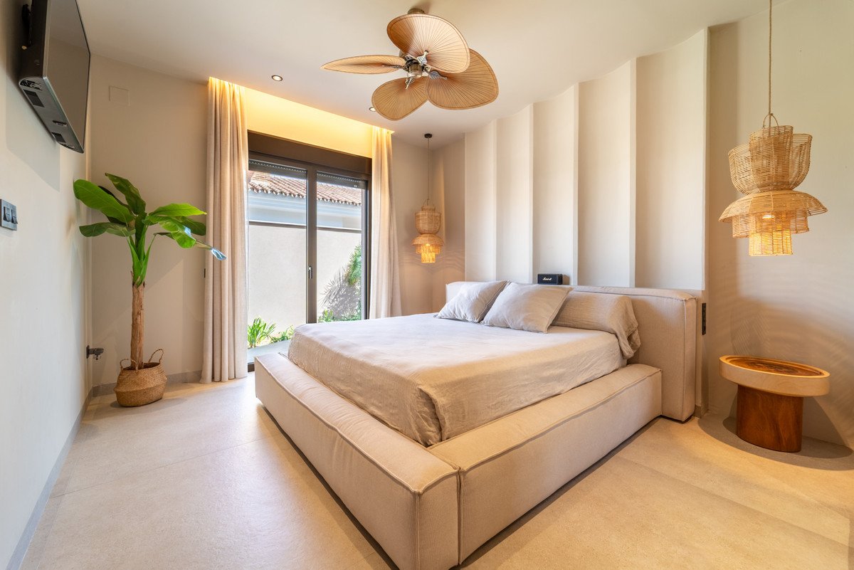 3 Bed Detached Villa in Churriana
