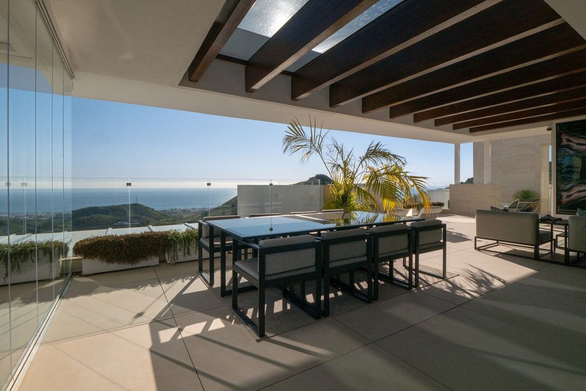3 Bed Penthouse in Marbella