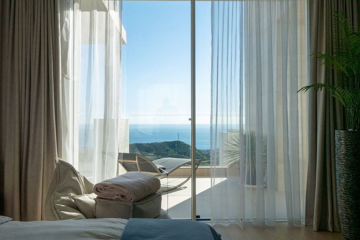 3 Bed Penthouse in Marbella