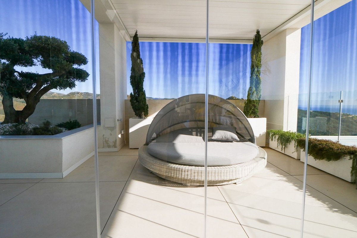 3 Bed Penthouse in Marbella