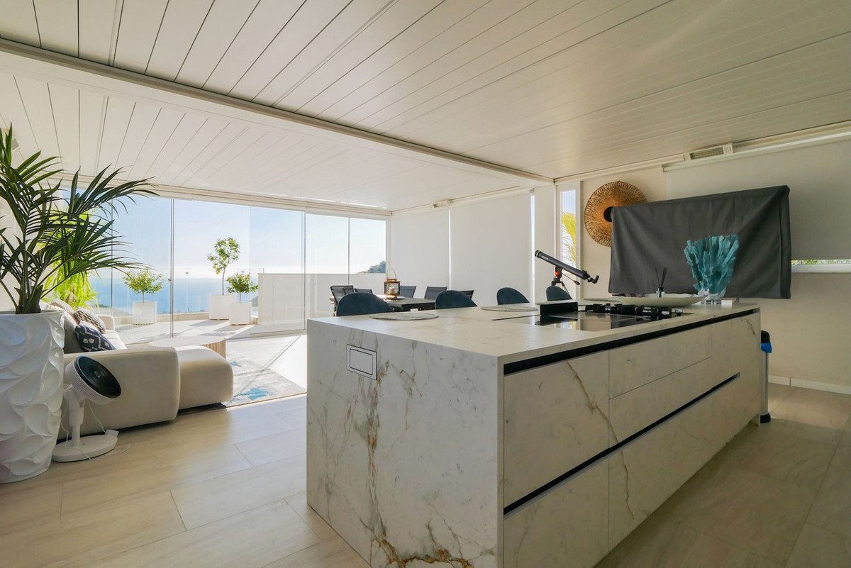 3 Bed Penthouse in Marbella