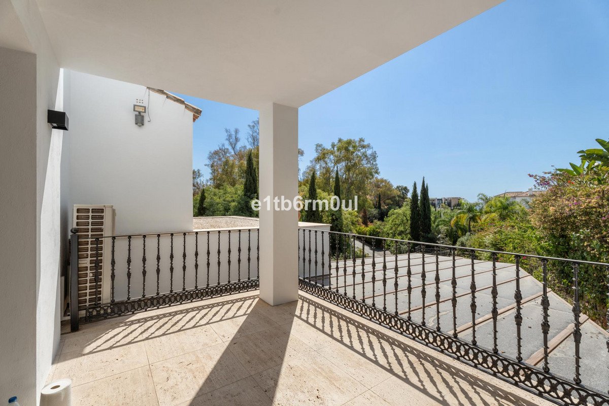 7 Bed Detached Villa in Benahavís