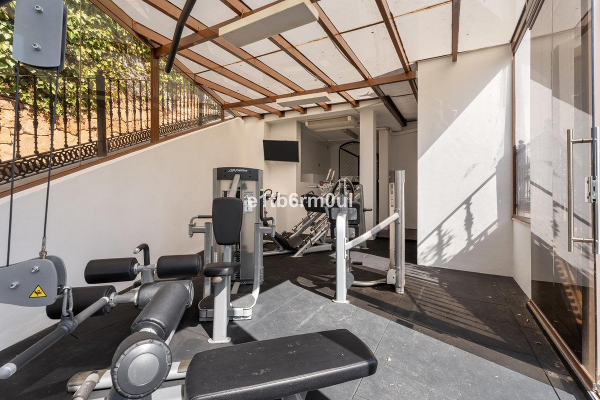 7 Bed Detached Villa in Benahavís