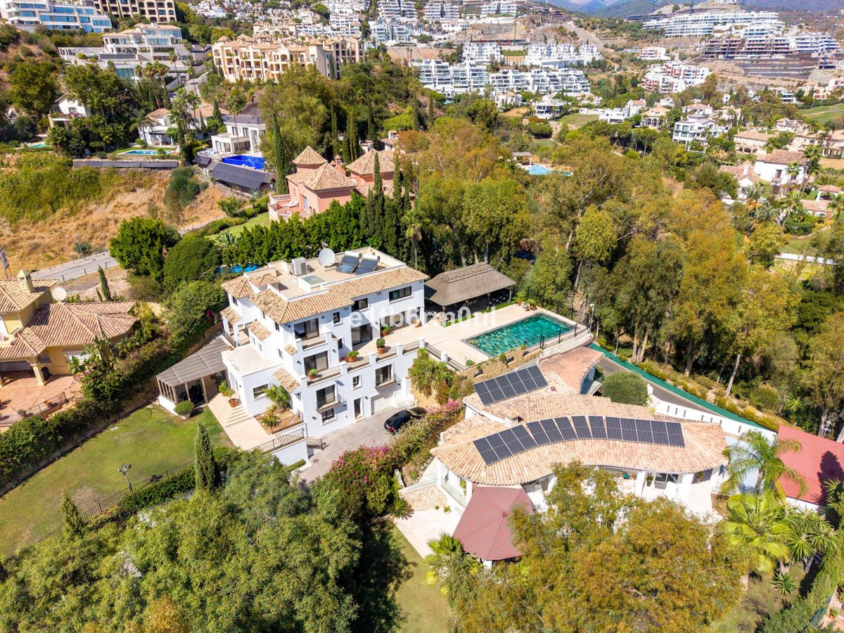 7 Bed Detached Villa in Benahavís
