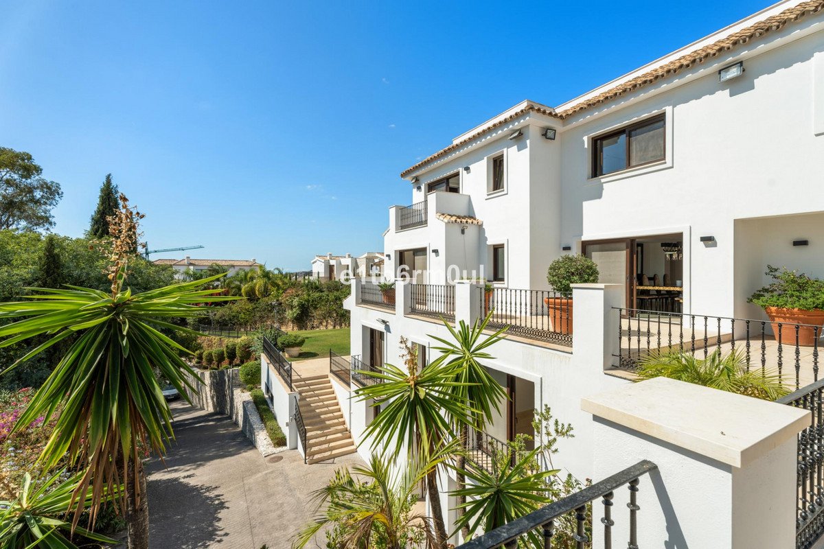 7 Bed Detached Villa in Benahavís