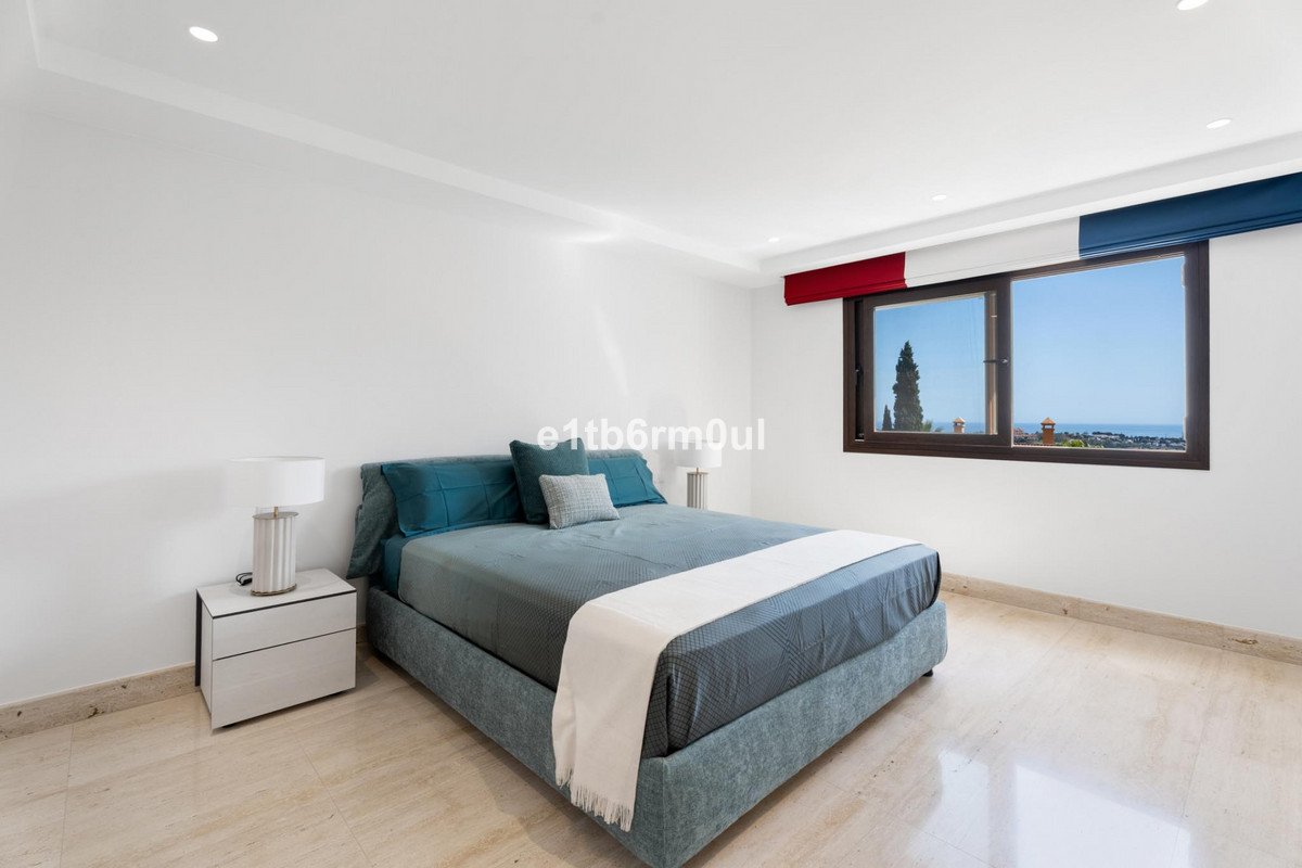 7 Bed Detached Villa in Benahavís