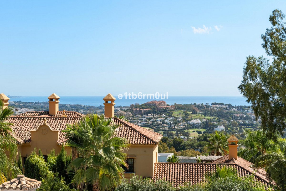 7 Bed Detached Villa in Benahavís