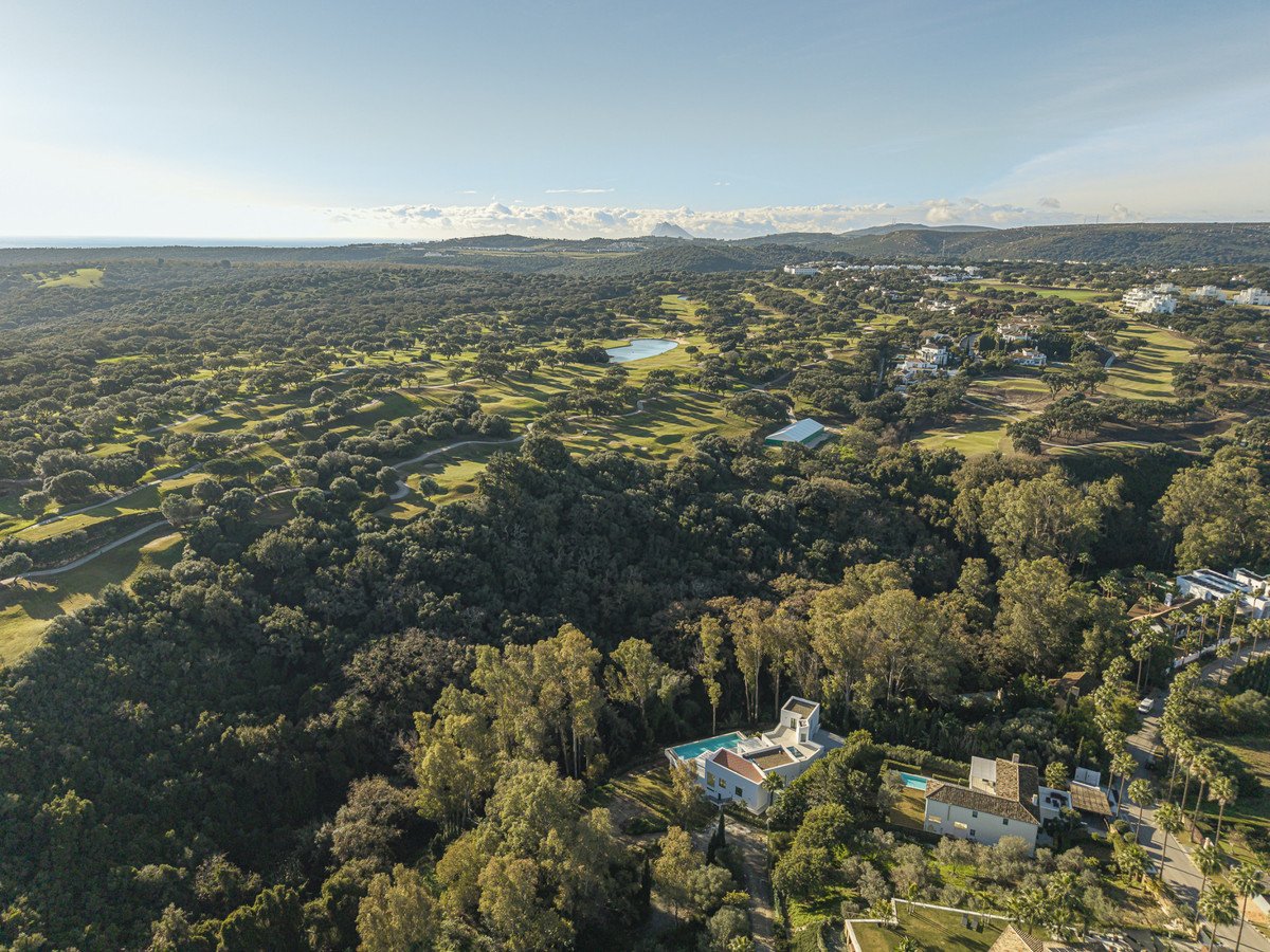 5 Bed Detached Villa in Sotogrande Alto