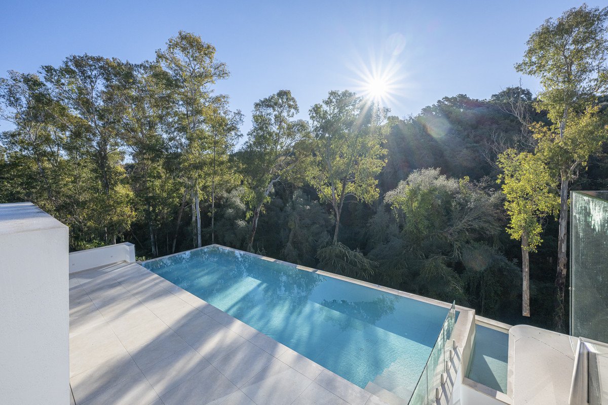 5 Bed Detached Villa in Sotogrande Alto