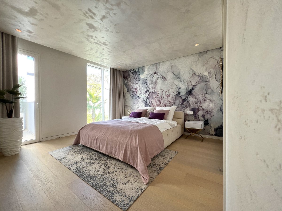 3 Bed Penthouse in Ojén