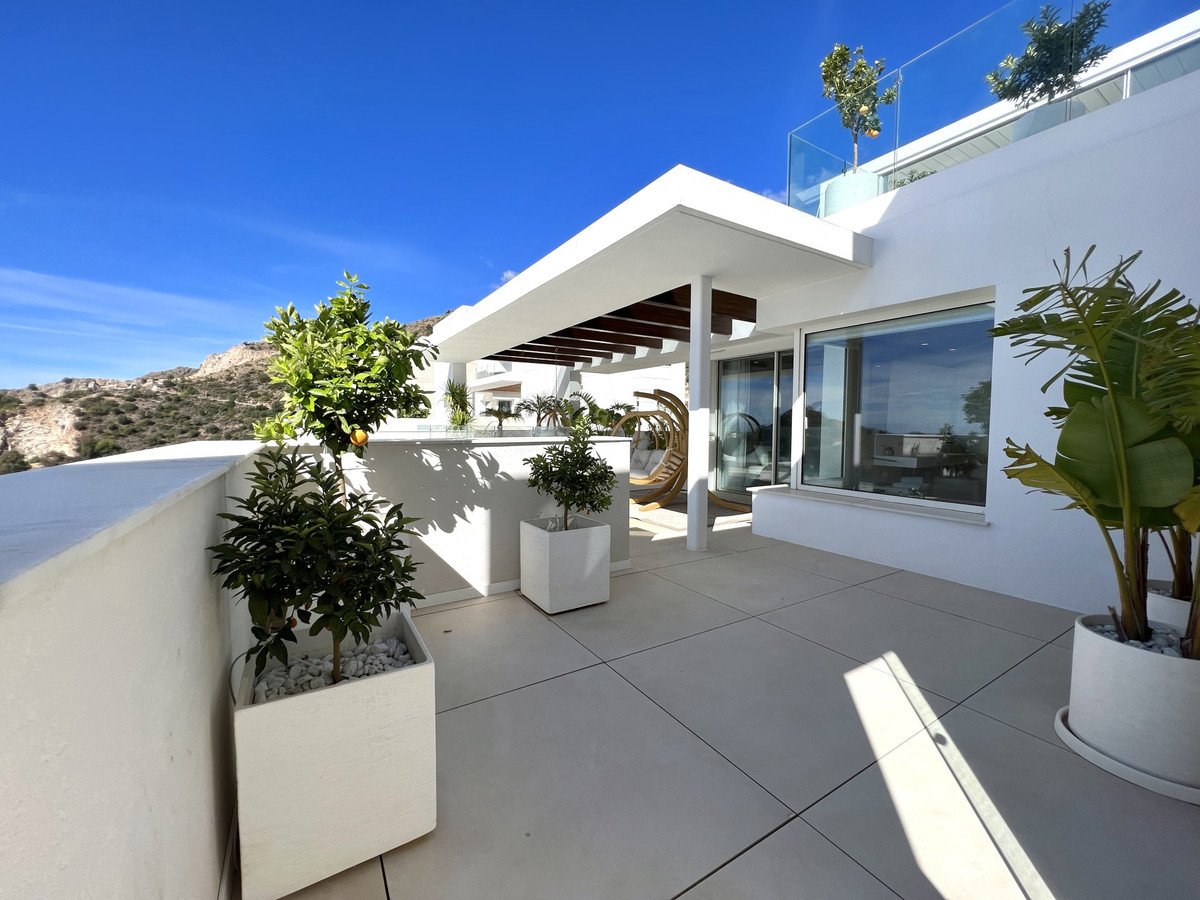3 Bed Penthouse in Ojén