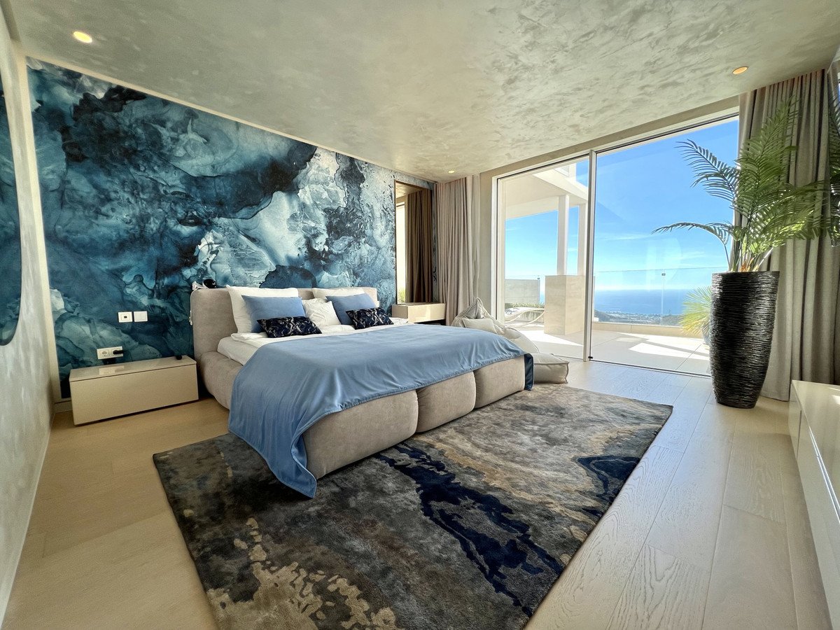 3 Bed Penthouse in Ojén